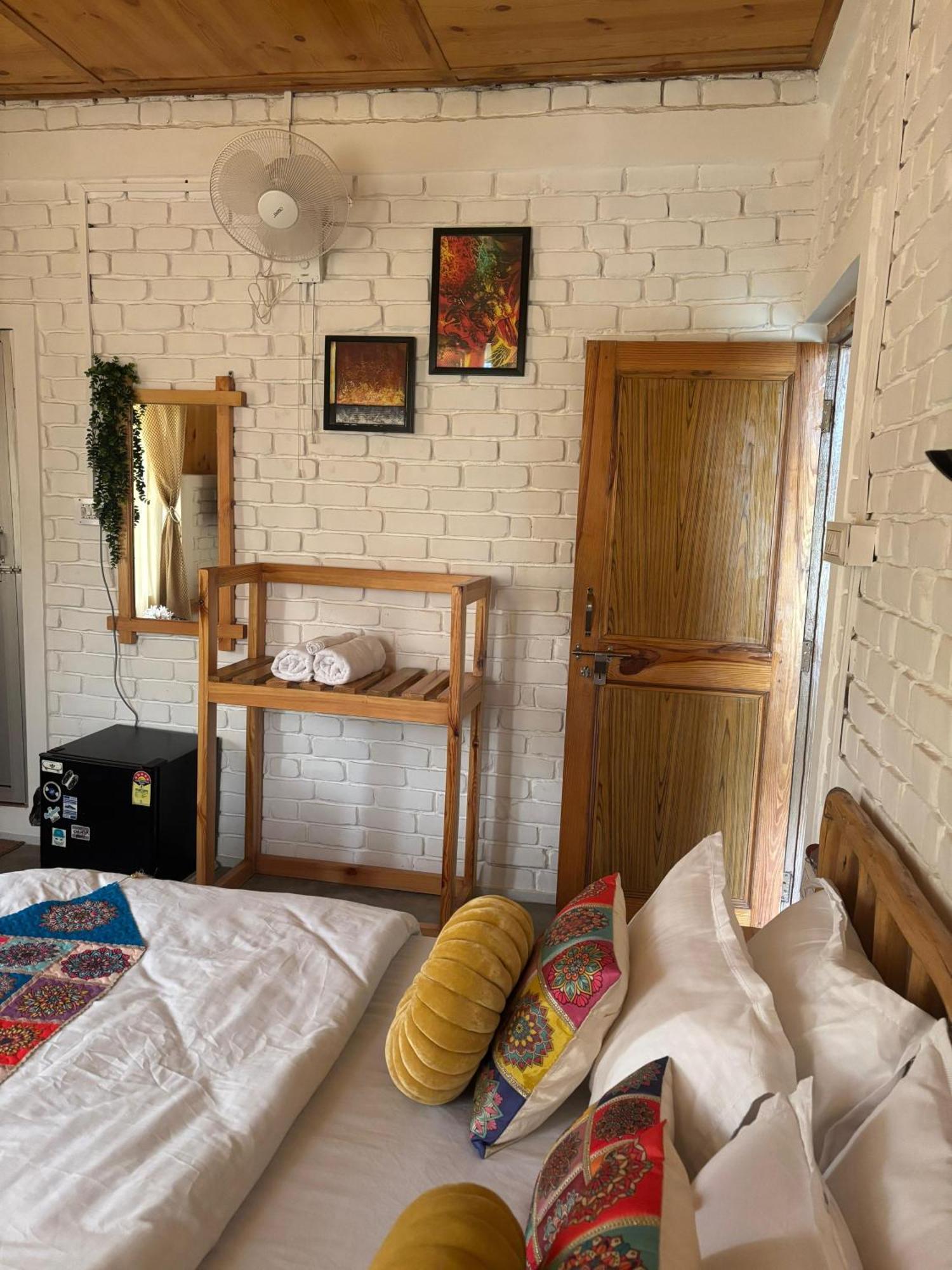 Hotel The Hood Bīr Zewnętrze zdjęcie